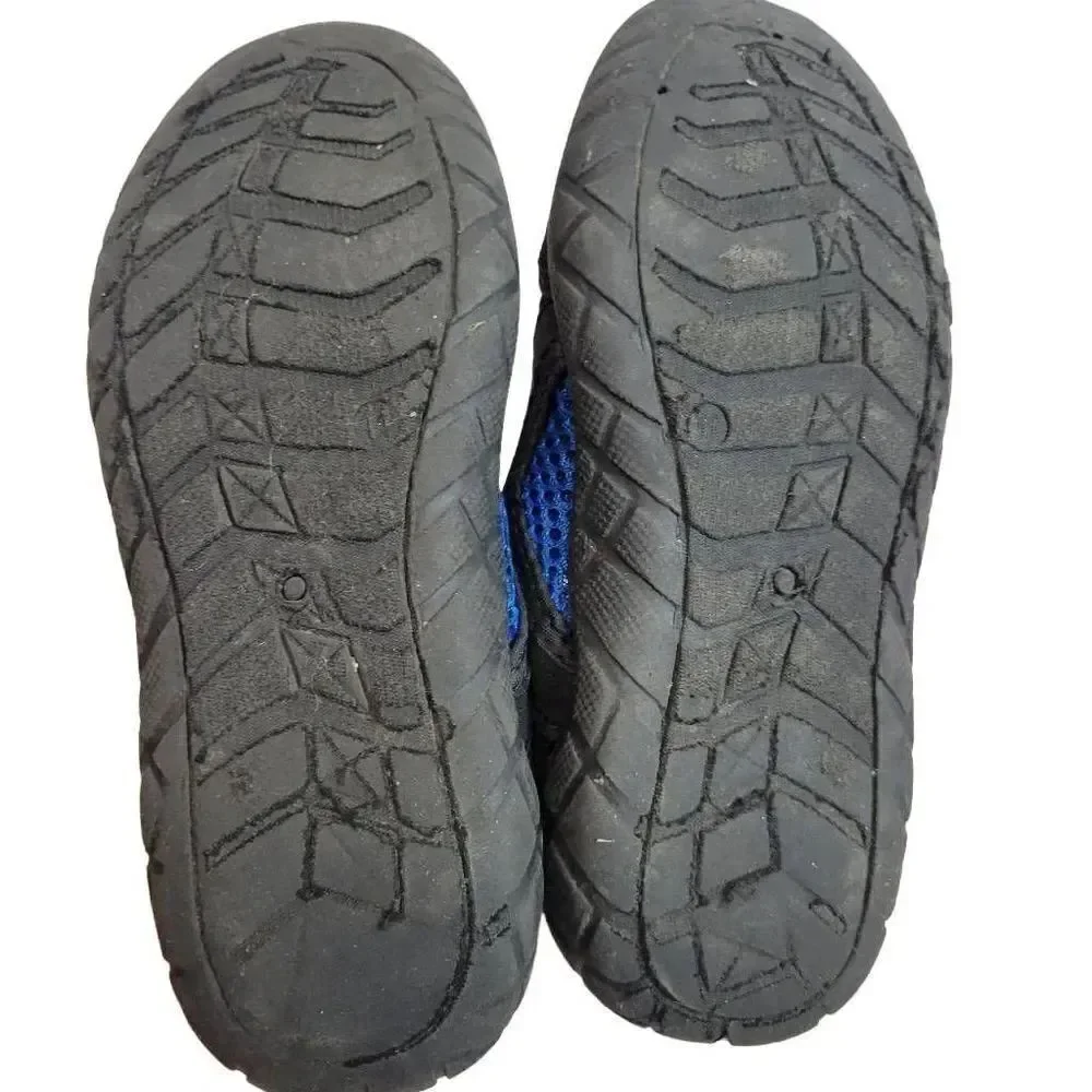 Orageous water shoes 11